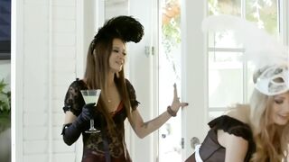 Призналась подруге, что её возбуждают девушки