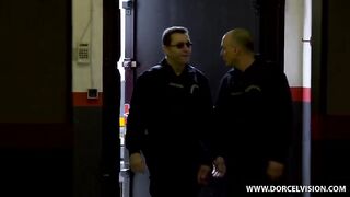 Под прикрытием (С переводом)