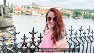 Русская туристка за деньги отсосала парню в парке