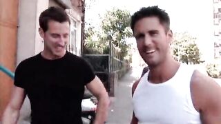 Шлюхи на солнце (С переводом)