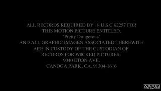 Очень опасные (С переводом)