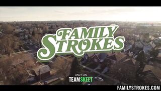 Отец и брат научили доставлять удовольствие (С переводом)