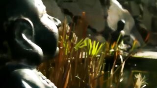 Занятия по йоге превратились в ЖМЖ (С переводом)